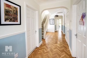 Photo 19- click for photo gallery